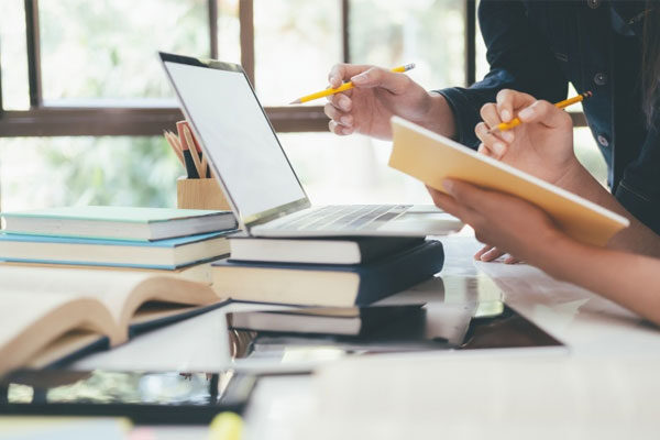 Layanan-Akademik-&-Riset Layanan-Akademik-&-Riset